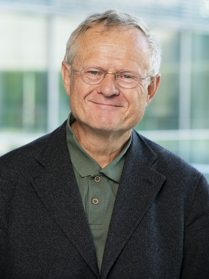 Prof. Dr, Armin Grau